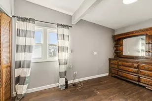 1618 Round Lake Dr, Round Lake Beach, IL 60073 - Photo 18