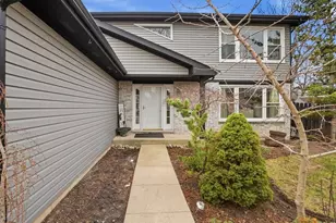 5187 Alder Ct, Gurnee, IL 60031 - Photo 2