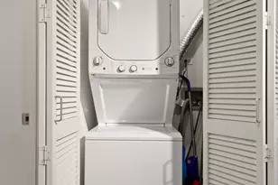 900 N Kingsbury St, Chicago, IL 60610 - Photo 22