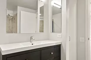 900 N Kingsbury St, Chicago, IL 60610 - Photo 18