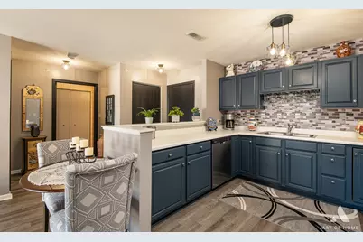 801 N McLean Boulevard #324, Elgin, IL 60123 - Photo 10