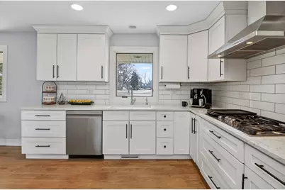 1002 Longmeadow Lane, Western Springs, IL 60558 - Photo 8