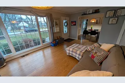 608 N Joyce Street, Lombard, IL 60148 - Photo 4