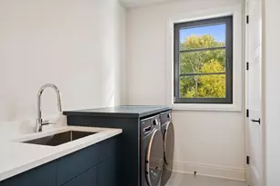 377 S Prairie Ave, Elmhurst, IL 60126 - Photo 50