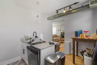 4004 N Bell Avenue #2D, Chicago, IL 60618 - Photo 4