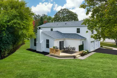 2348 Ash Lane, Northbrook, IL 60062 - Photo 2