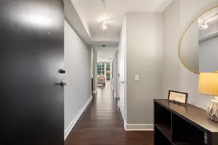 505 N McClurg Ct, Chicago, IL 60611 - Photo 2