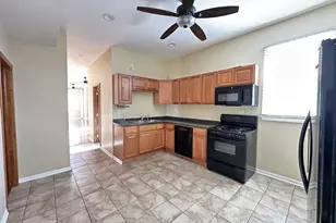 2028 N Hamlin Ave, Chicago, IL 60647 - Photo 2