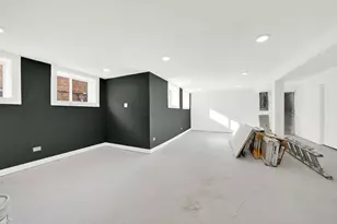 11440 S Indiana Ave, Chicago, IL 60628 - Photo 20