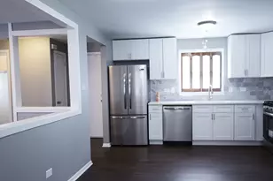 618 Marquette Ave, Calumet City, IL 60409 - Photo 2