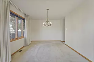 11405 Foxwoods Dr, Oak Lawn, IL 60453 - Photo 18