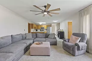 11405 Foxwoods Dr, Oak Lawn, IL 60453 - Photo 16