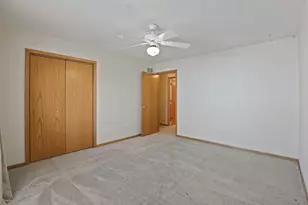 11405 Foxwoods Dr, Oak Lawn, IL 60453 - Photo 32