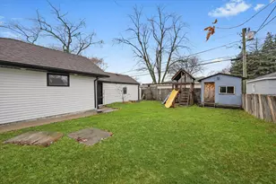 1317 Waverly Pl, Joliet, IL 60435 - Photo 40