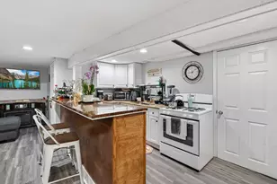 5201 Oak St, Bellwood, IL 60104 - Photo 18