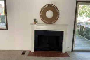 1129 Rhodes Ct, Wheaton, IL 60189 - Photo 2