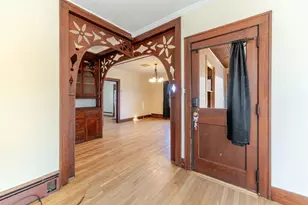 405 W High St, Sycamore, IL 60178 - Photo 12