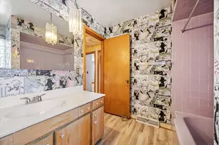 [Address not provided], Countryside, IL 60525 - Photo 14