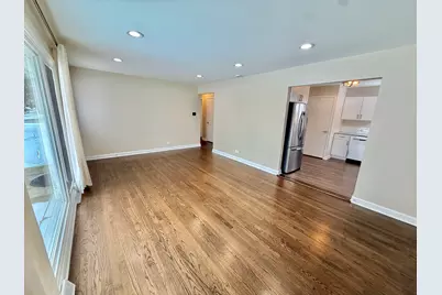 360 W Fremont Avenue, Elmhurst, IL 60126 - Photo 2