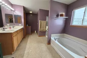 2653 Huntington Dr, Belvidere, IL 61008 - Photo 34