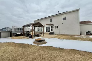 2653 Huntington Dr, Belvidere, IL 61008 - Photo 4