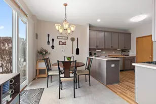 25029 Clare Cir, Manhattan, IL 60442 - Photo 10