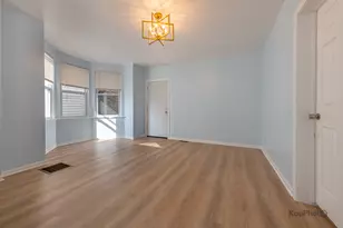 2821 S Emerald Ave, Chicago, IL 60616 - Photo 4