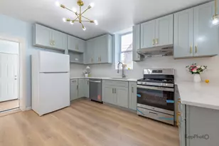 2821 S Emerald Ave, Chicago, IL 60616 - Photo 8