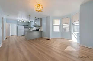 2821 S Emerald Ave, Chicago, IL 60616 - Photo 10