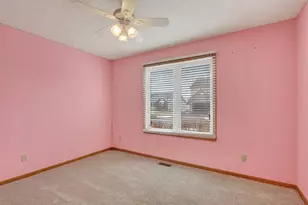 2018 Lafayette Dr, Belvidere, IL 61008 - Photo 20