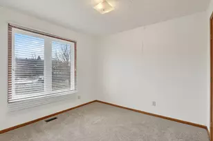 2018 Lafayette Dr, Belvidere, IL 61008 - Photo 18