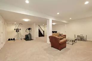 1215 Woodview Ln, Northbrook, IL 60062 - Photo 22