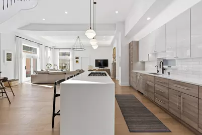 1936 N Wilmot Avenue, Chicago, IL 60647 - Photo 12