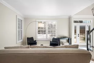 1802 Princeton Ct, Lake Forest, IL 60045 - Photo 4