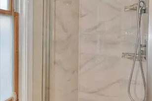 9521 S Sawyer Ave, Evergreen Park, IL 60805 - Photo 14