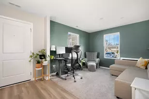 1080 Bogart St, Des Plaines, IL 60018 - Photo 4