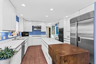 3240 Brookdale Ln, Northbrook, IL 60062 - Photo 10