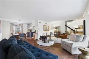 923 Mayfair Dr, Libertyville, IL 60048 - Photo 14