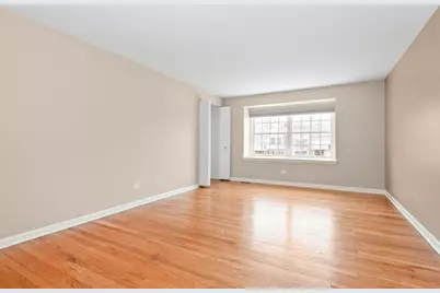 2S753 Avenue Orleans Avenue, Oak Brook, IL 60523 - Photo 10