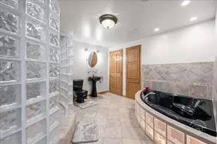 313 Carrie Ct, North Aurora, IL 60542 - Photo 22