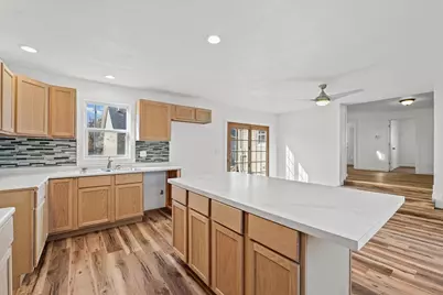 325 N Market Street, Hoopeston, IL 60942 - Photo 10