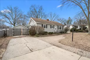 [Address not provided], North Aurora, IL 60542 - Photo 2