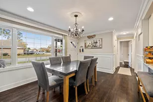 8602 S Oak Park Ave, Burbank, IL 60459 - Photo 4