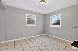 106 164th St, Calumet City, IL 60409 - Photo 6