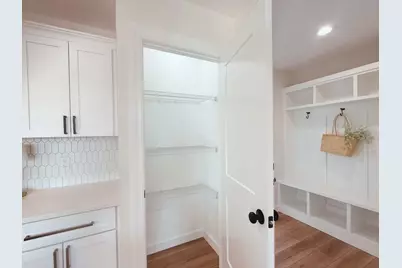 1696 Yorktown Drive, Bourbonnais, IL 60914 - Photo 6