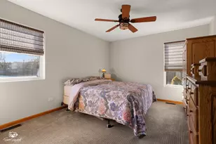 1064 N 129th Infantry Dr, Joliet, IL 60435 - Photo 22