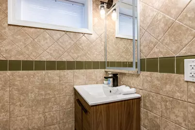 7444 Keeler Avenue, Skokie, IL 60076 - Photo 26