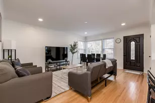 7444 Keeler Ave, Skokie, IL 60076 - Photo 4