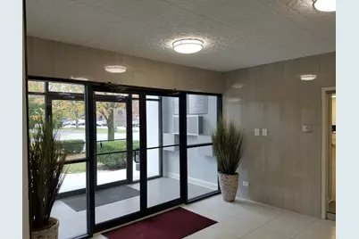 7300 N Cicero Avenue #103, Lincolnwood, IL 60712 - Photo 2