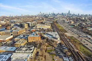 2221 N Lister Ave, Chicago, IL 60614 - Photo 22